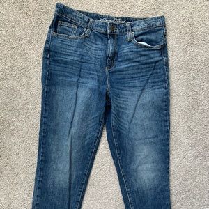 Universal thread straight leg jeans